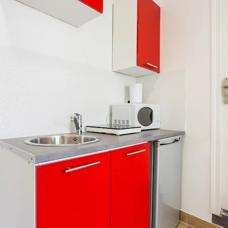 Cmg Porte De Chatillon Iii مالاكوف