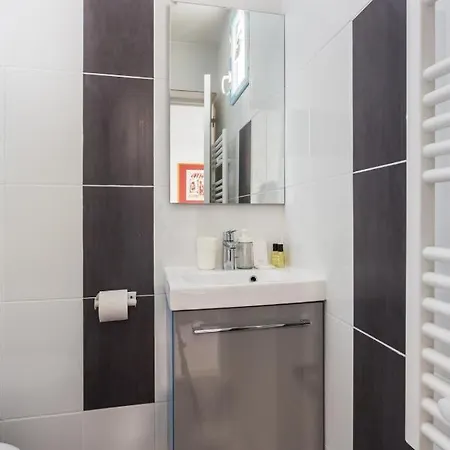 Cmg Porte De Chatillon Iii * مالاكوف